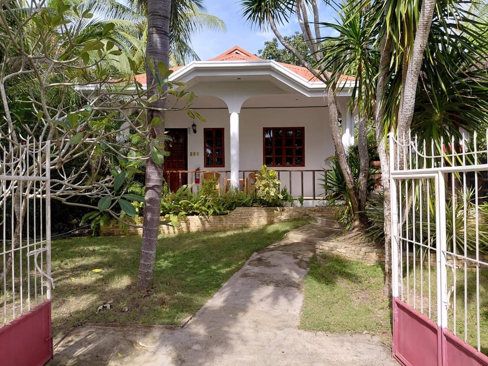 Property building, Garden, Garden view
