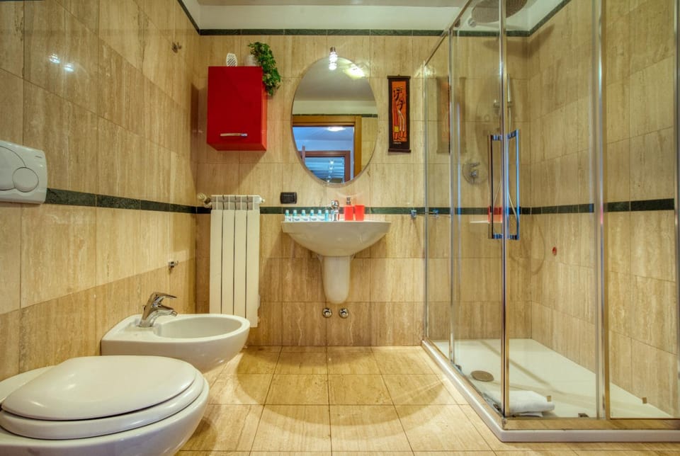 Shower, Toilet, Bathroom, bidet
