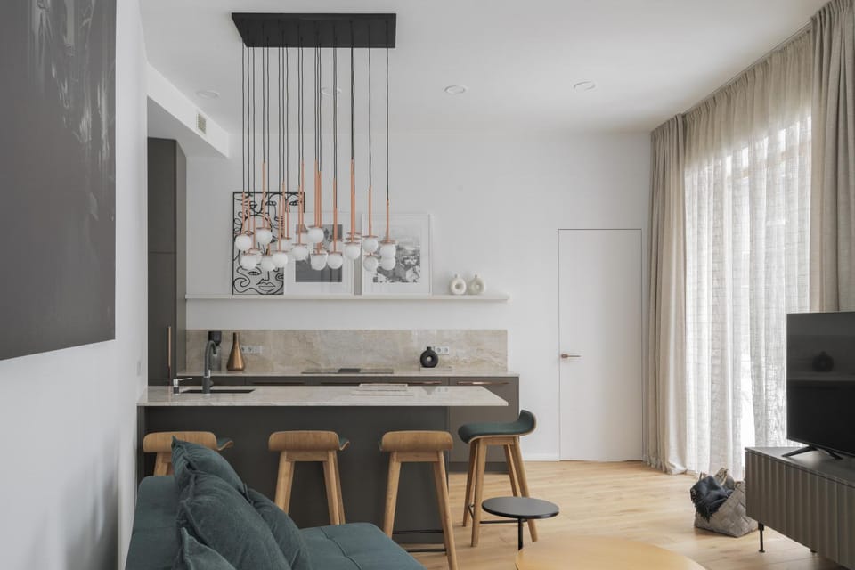 TV and multimedia, Kitchen or kitchenette, Living room, Dining area