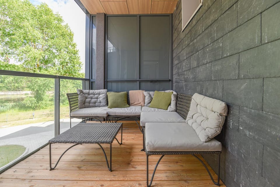 Day, Balcony/Terrace, Seating area
