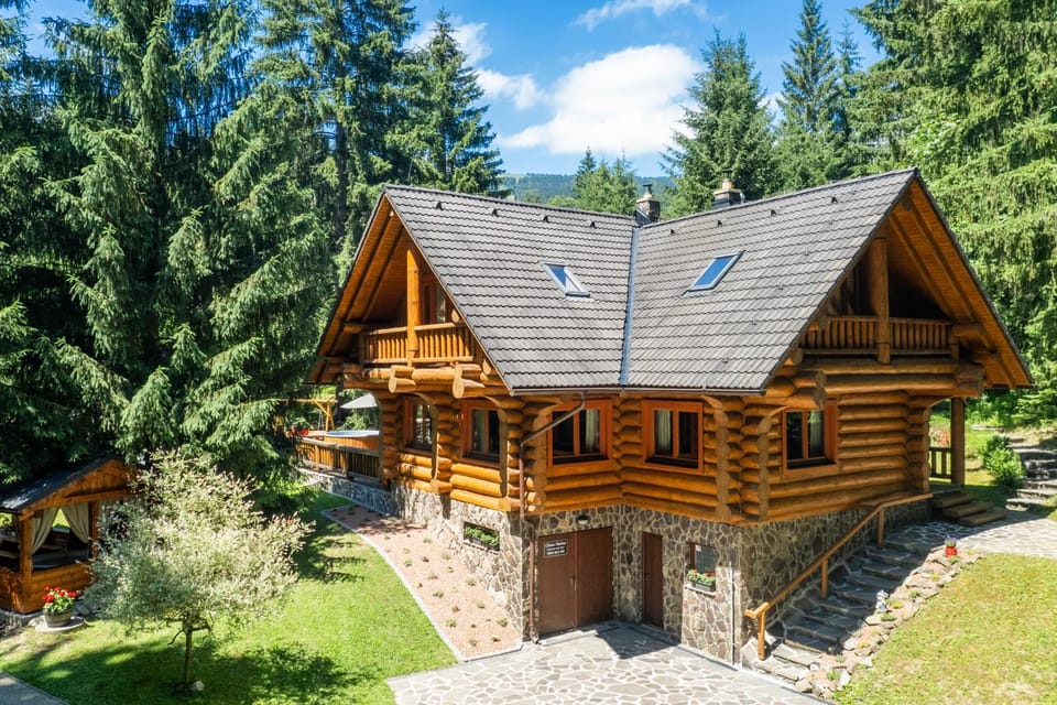 Chata Marína a Matej Kubínska hoľa House in Lesser Poland Voivodeship