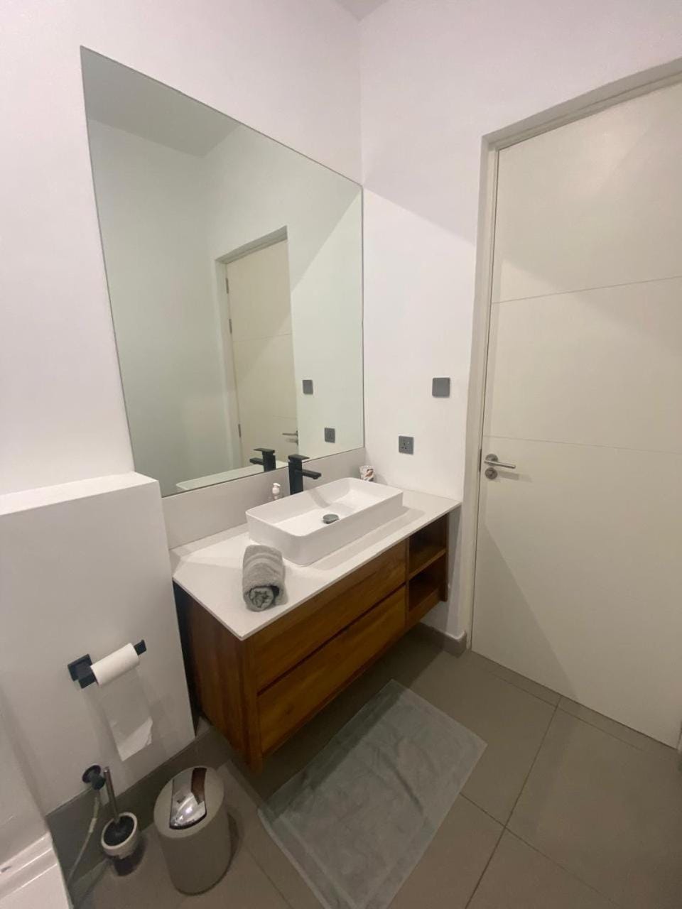 Shower, Bathroom, towels