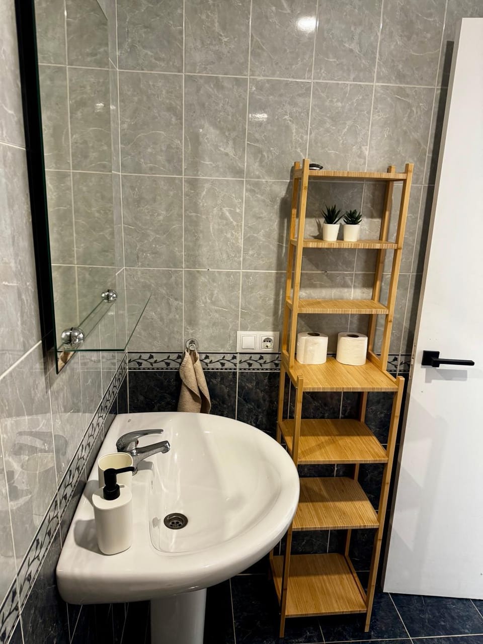 Skøn lejlighed med havudsigt og tæt på stranden Apartment in Andalusia