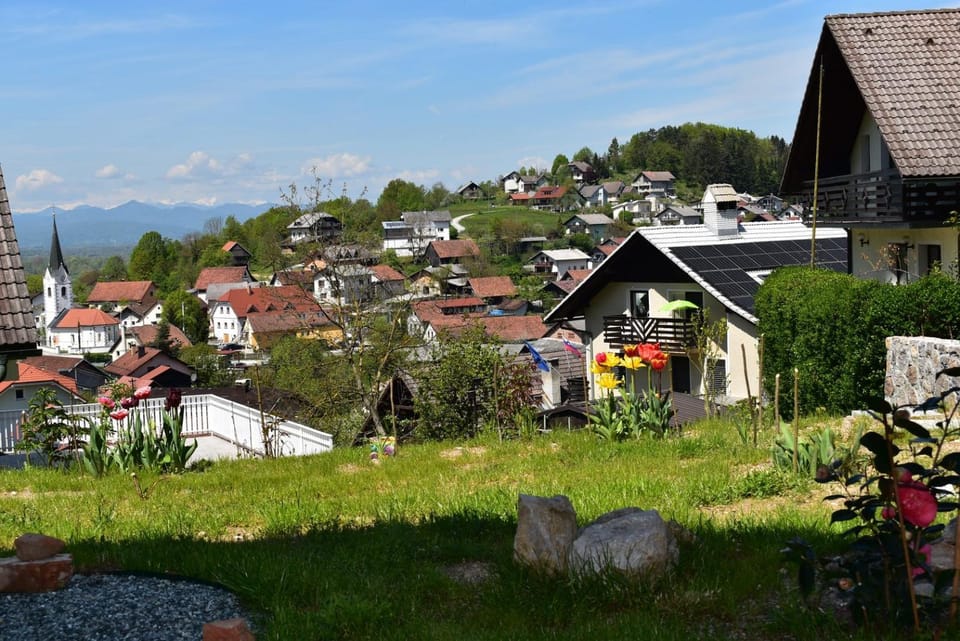 City view, Mountain view