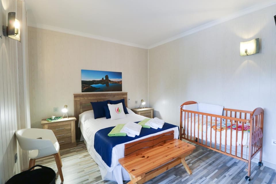 Villa la Linde heated pool Apartment in Comarca Norte