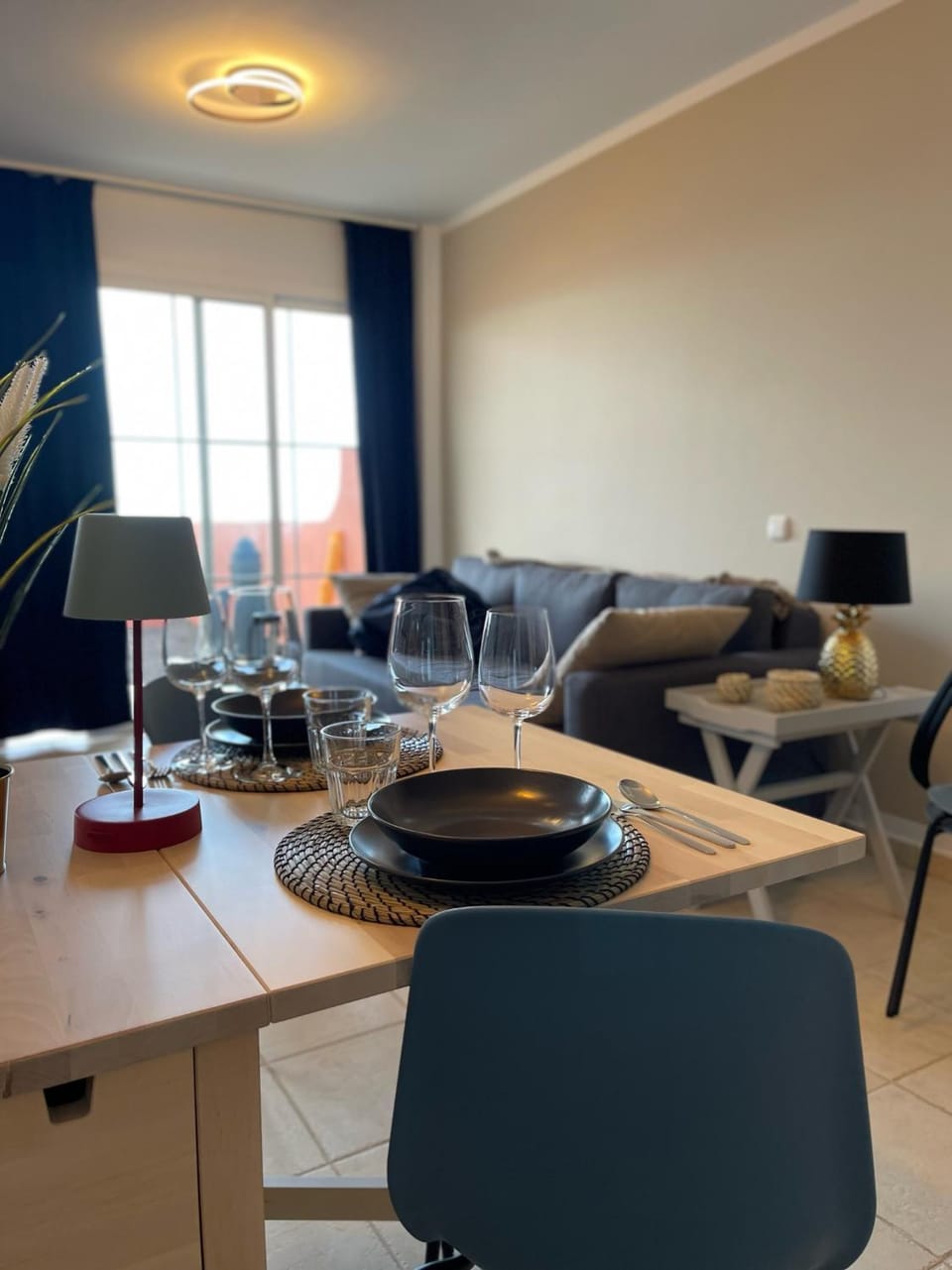Living room, Seating area, Dining area