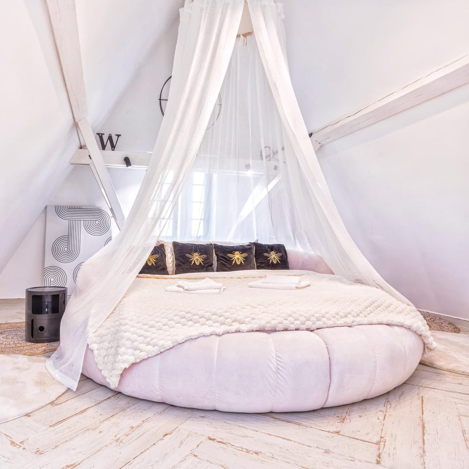 Magiczne gniazdko na samym Rynku Apartment in Wroclaw