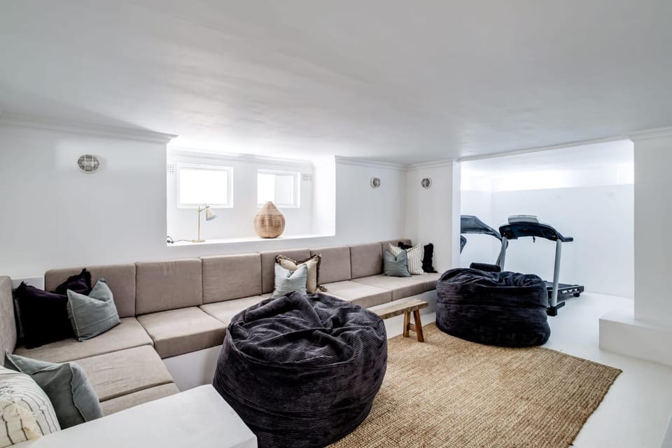 Living room, Fitness centre/facilities, Seating area