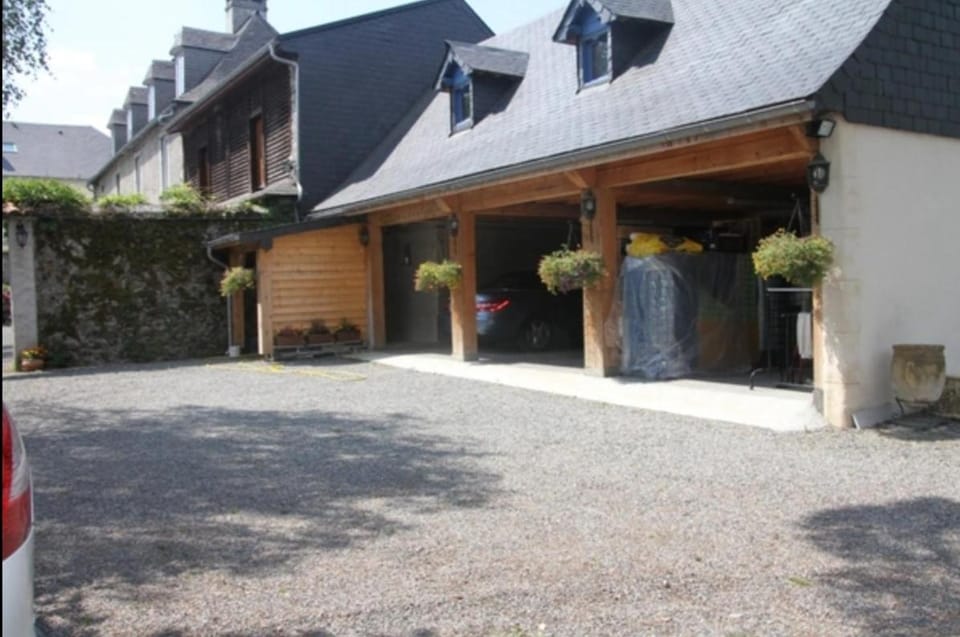 Maison des 4 Vallées Bed and Breakfast in Occitanie
