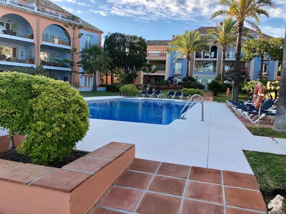 Garden view, Swimming pool
