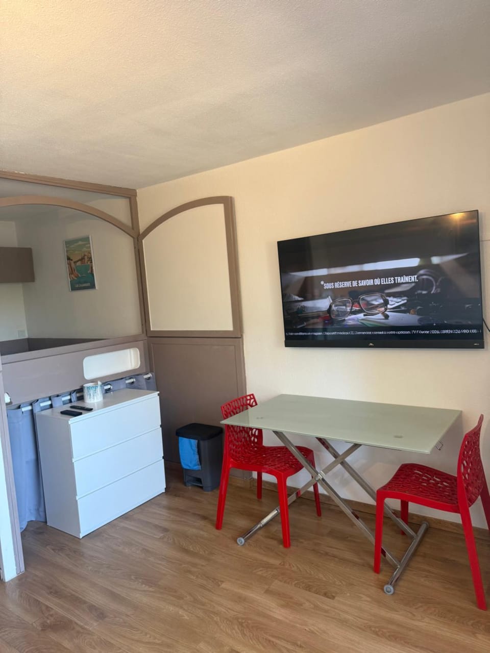 Sympathique studio climatisé sur le port de Hyeres Apartment in Hyères