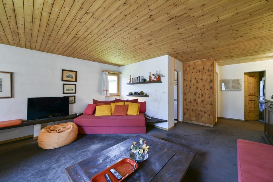 Chesa Bursella - Madulain Apartment in Canton of Grisons