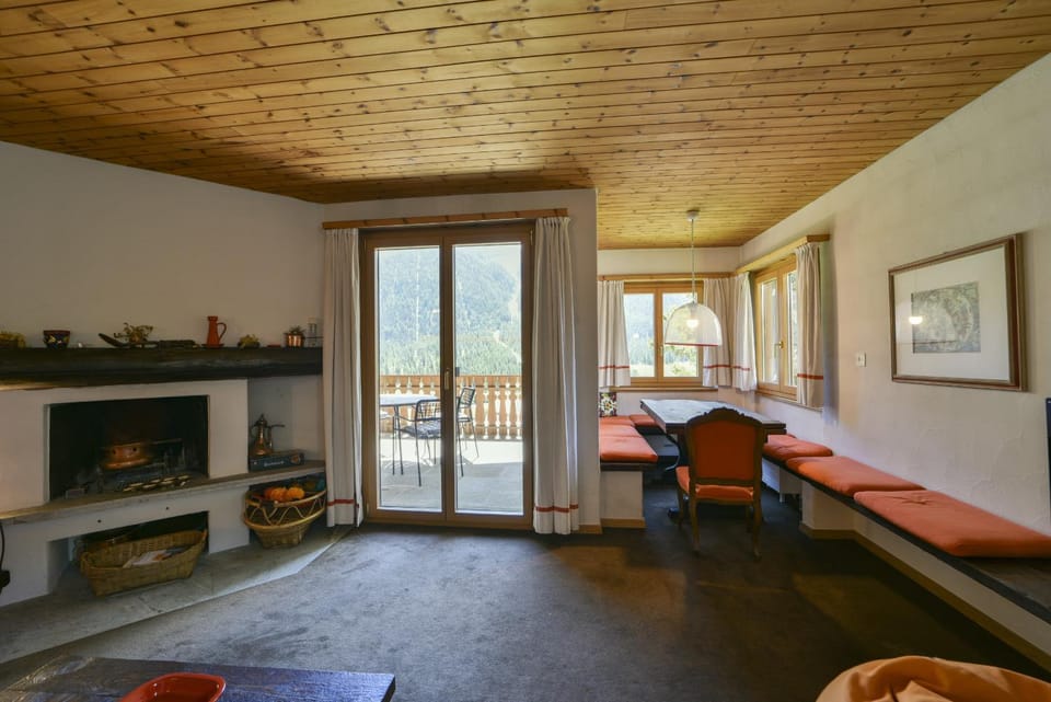 Chesa Bursella - Madulain Apartment in Canton of Grisons