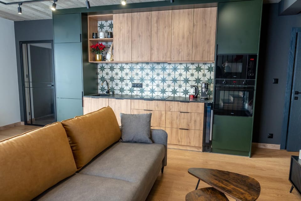 Kitchen or kitchenette, kitchen