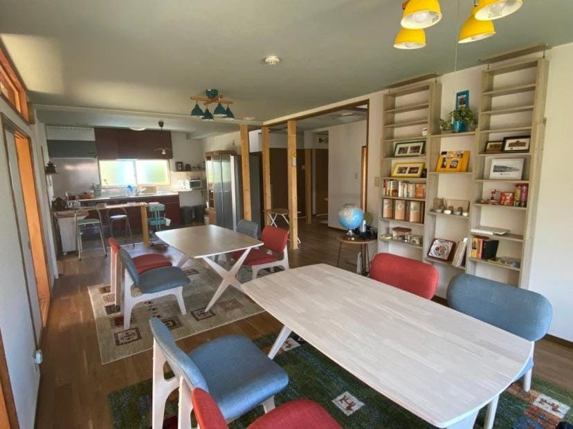 Kitchen or kitchenette, Living room, Dining area