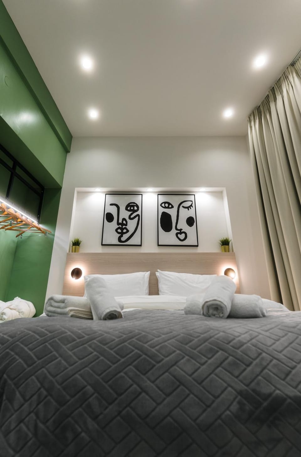 Bed, Decorative detail, Bedroom