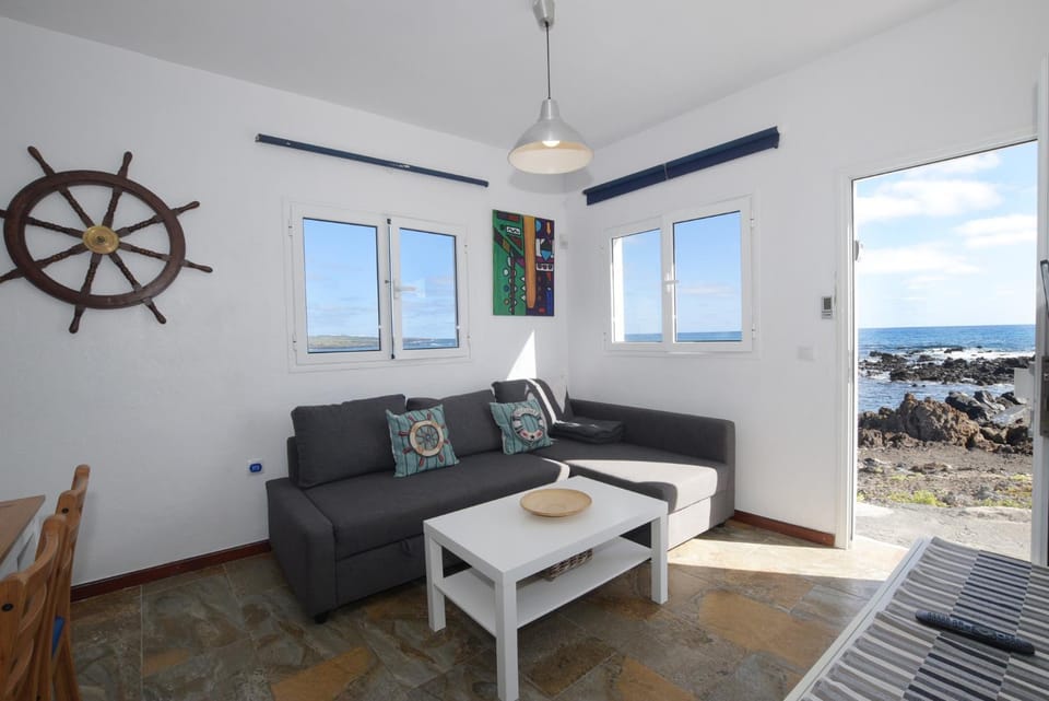 Fischer Home Roque del Este Apartment in Punta Mujeres