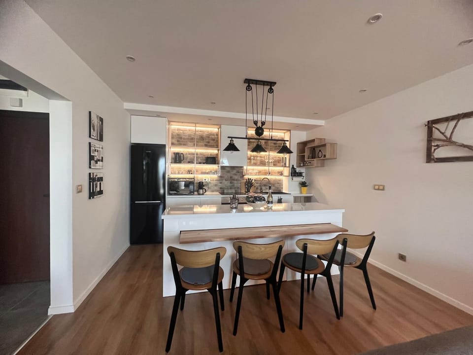 Kitchen or kitchenette, Dining area, kitchen, kitchen