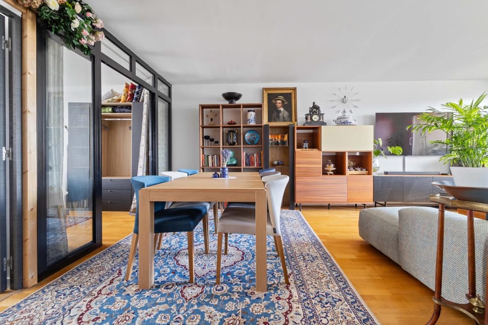 Communal lounge/ TV room, Living room