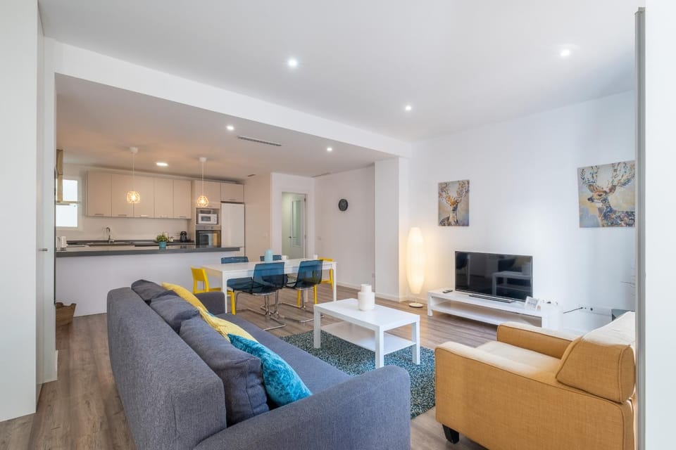 Communal lounge/ TV room, Living room