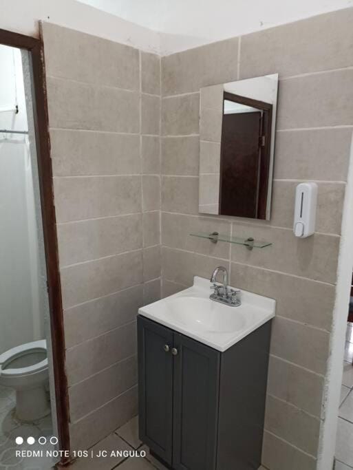 Casa sencilla, primer piso bien ubicada Apartment in Mazatlan