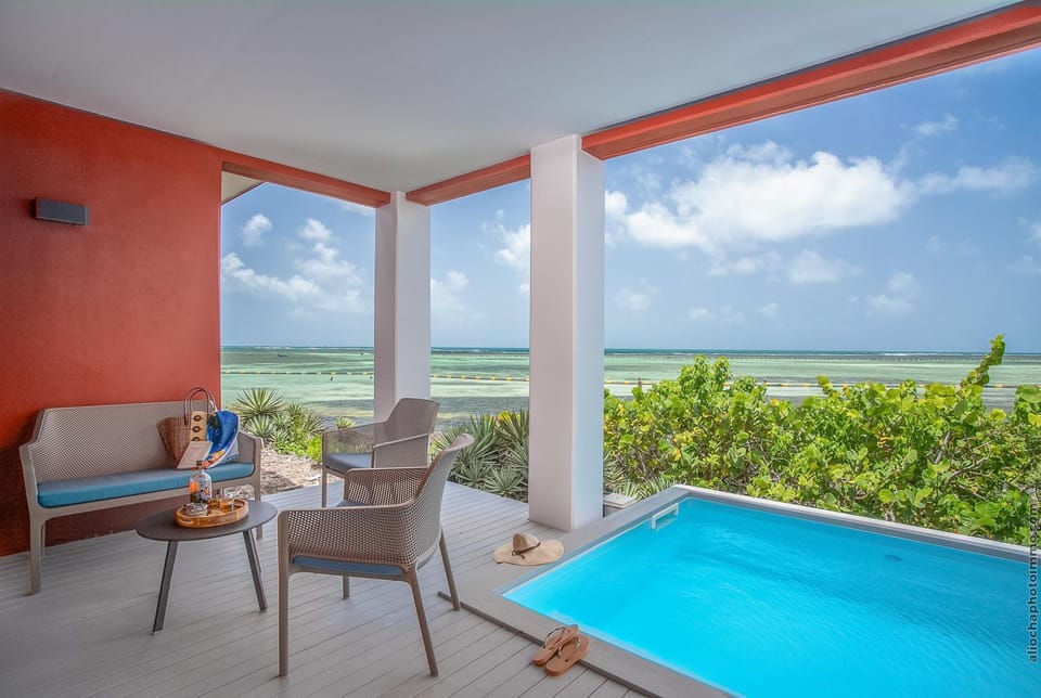 Patio, Day, Natural landscape, View (from property/room), Balcony/Terrace, Garden view, Pool view, Sea view, Swimming pool, sunbed