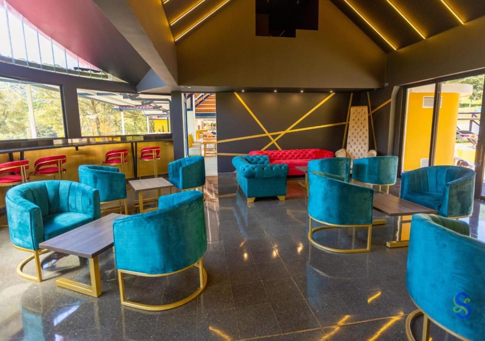 Lounge or bar