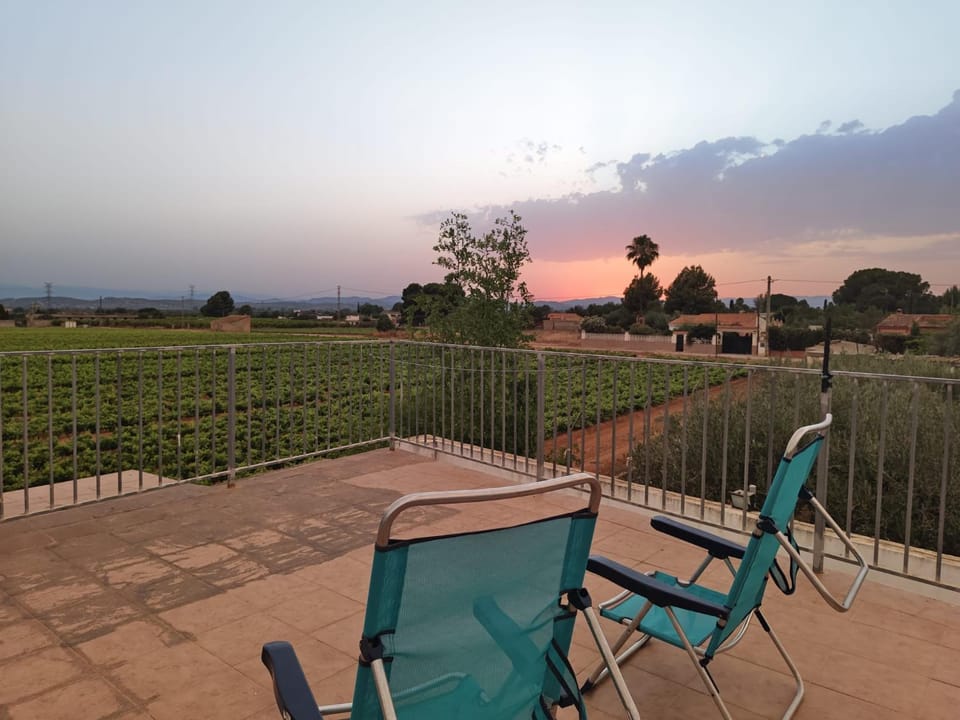 Beautiful and peaceful villa in Valencia with private pool Villa in Valencian Community