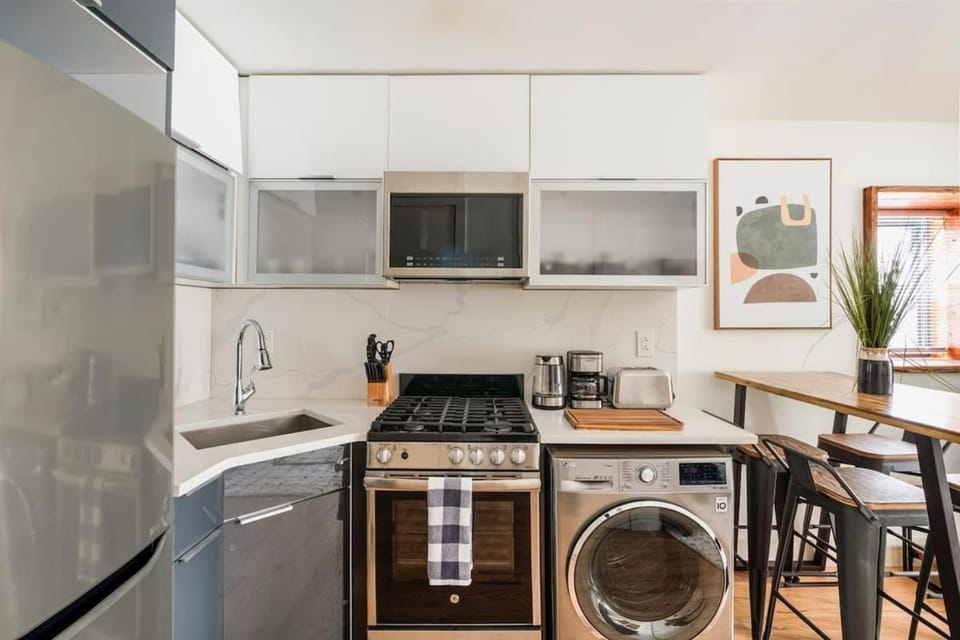 75-2A furnished 1BR W D Elev central park Apartment in Roosevelt Island