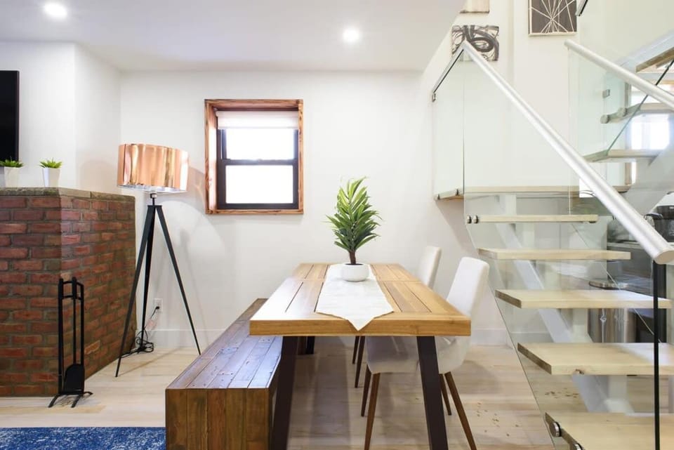 75-5 Luxury 3BR Duplex W d Elevator bldg Apartment in Roosevelt Island