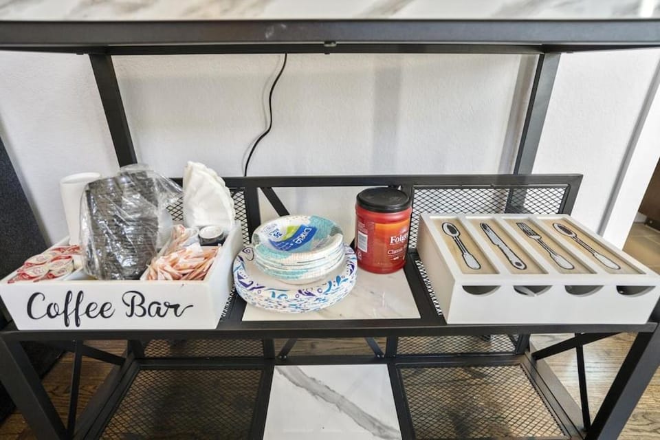 Coffee/tea facilities