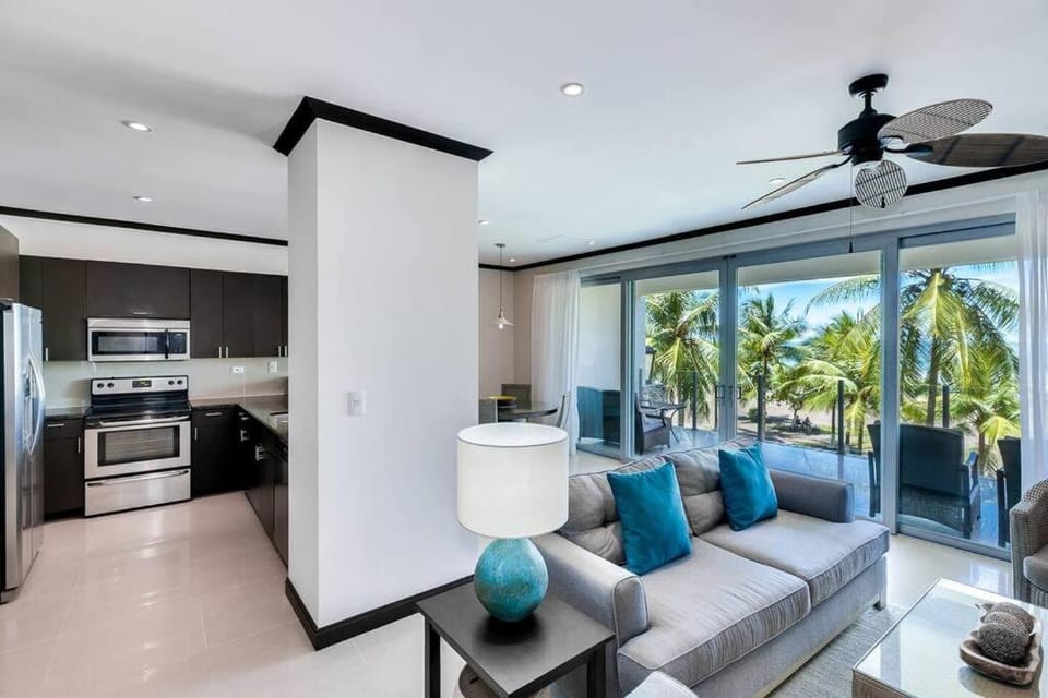 Diamante del Sol 202N - 2nd Floor Ocean View Apartment in Jaco