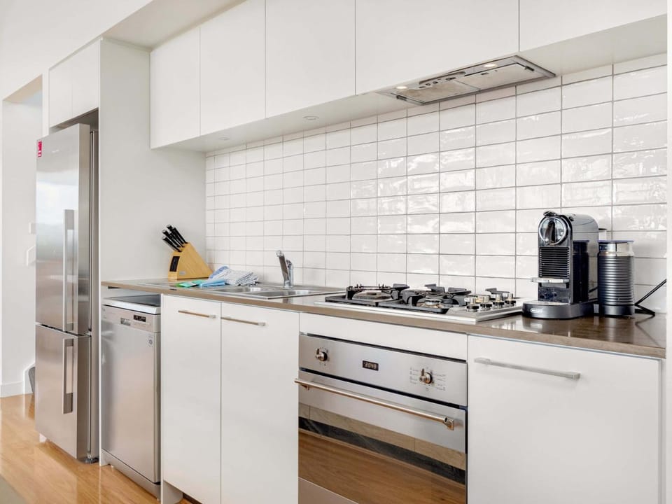 Coffee/tea facilities, Kitchen or kitchenette, dishwasher, pet friendly, stove