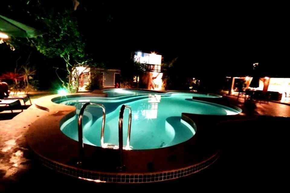 Night, Pool view, Swimming pool, sunbed