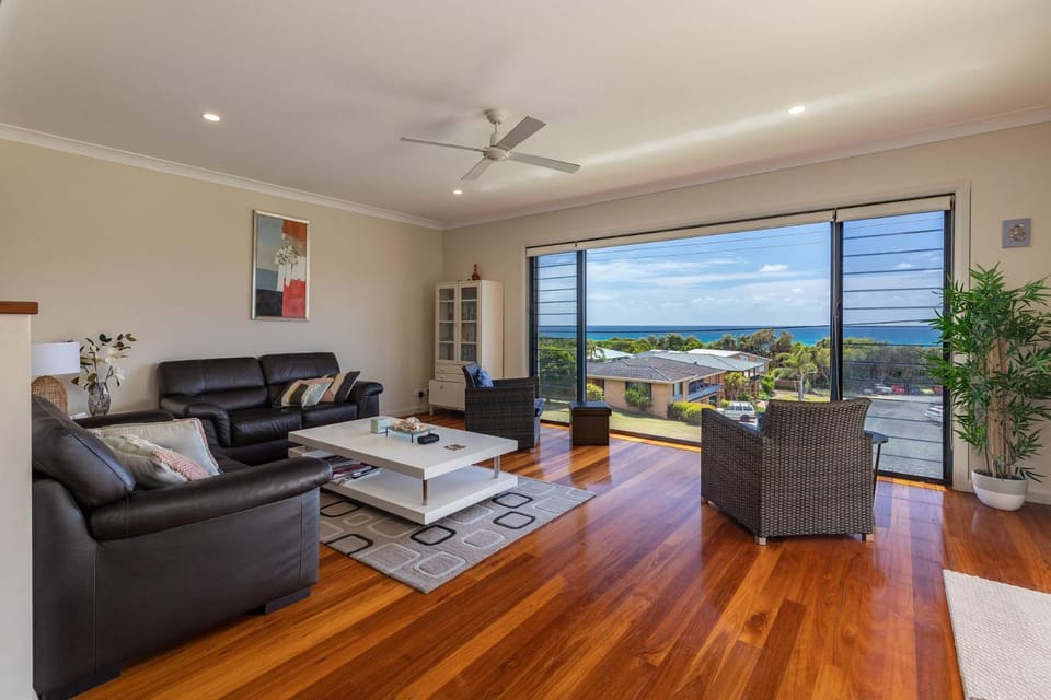 Living room, Sea view