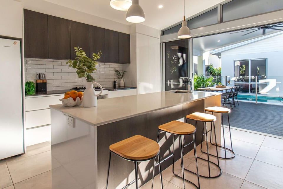 Pembroke House - Inner city luxury Apartment in Cairns