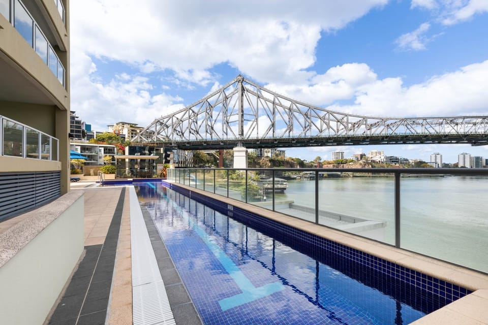 Pool view, Swimming pool