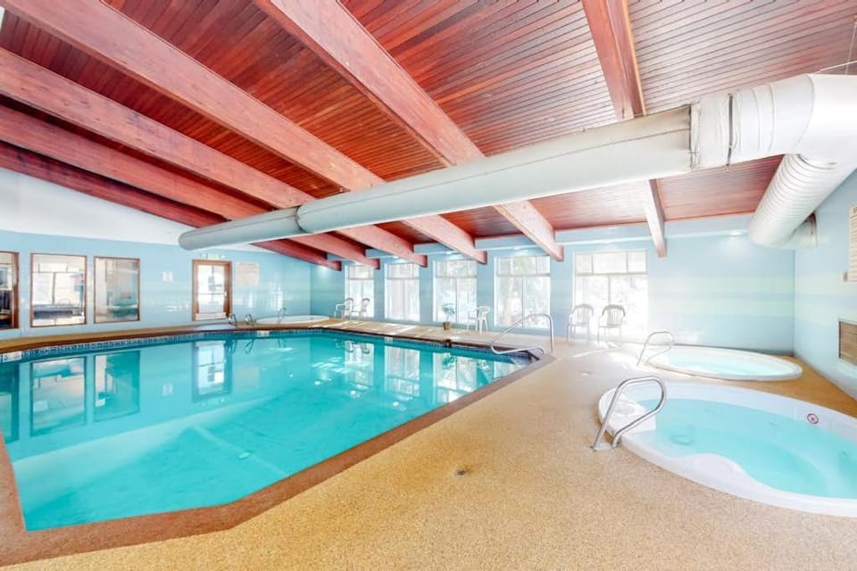 Coziest Condo House in Fraser
