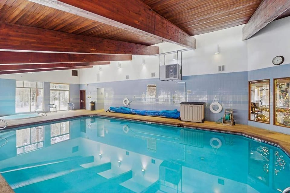 Coziest Condo House in Fraser