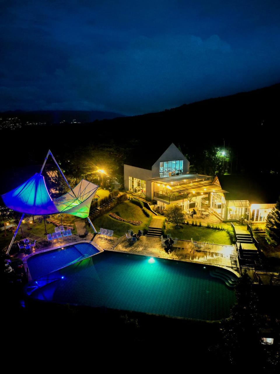 Natural landscape, Swimming pool