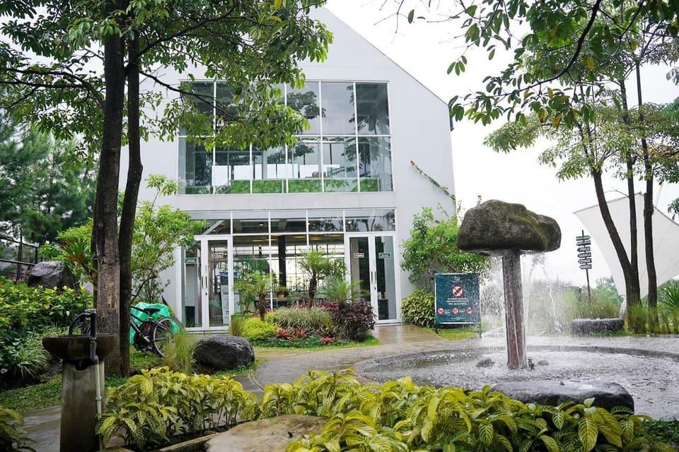Property building, Spring, Day, Natural landscape, Garden, Lobby or reception, Cycling, On site, Garden view