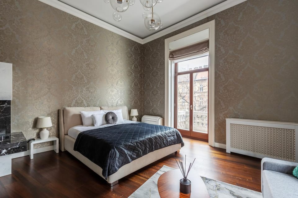 Bed, Bedroom, internet