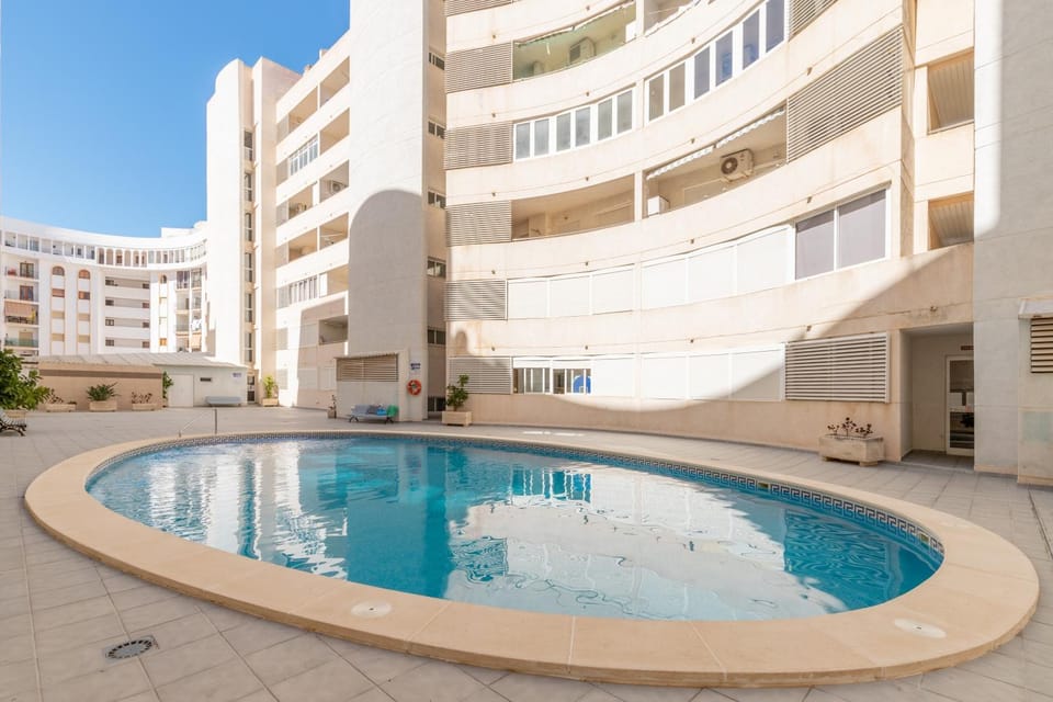 Property building, Swimming pool
