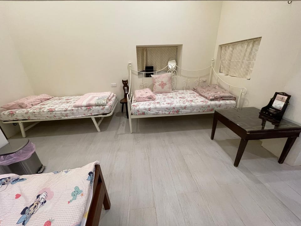 Star & Moon GUEST HOUSE Country House in Hengchun Township