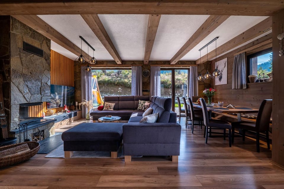 Communal lounge/ TV room, Dining area