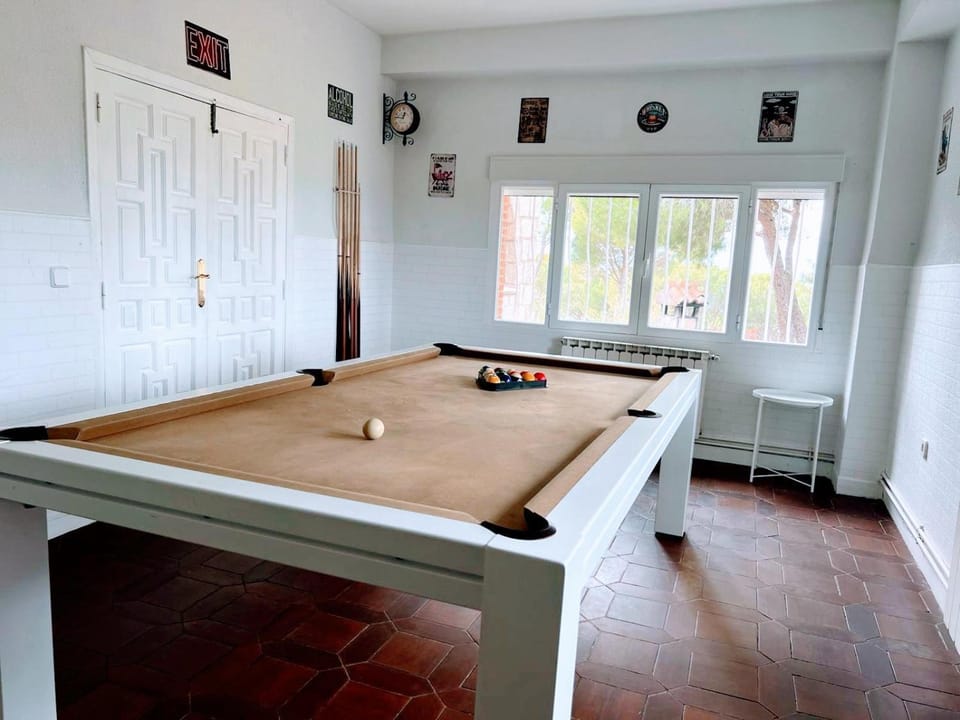 Day, Billiard