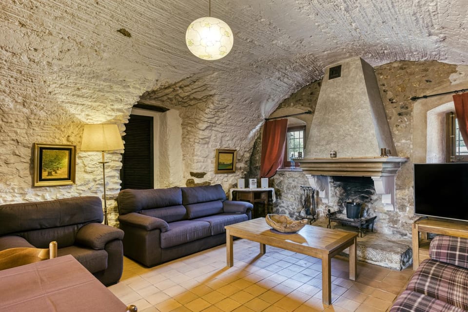 Property building, Living room