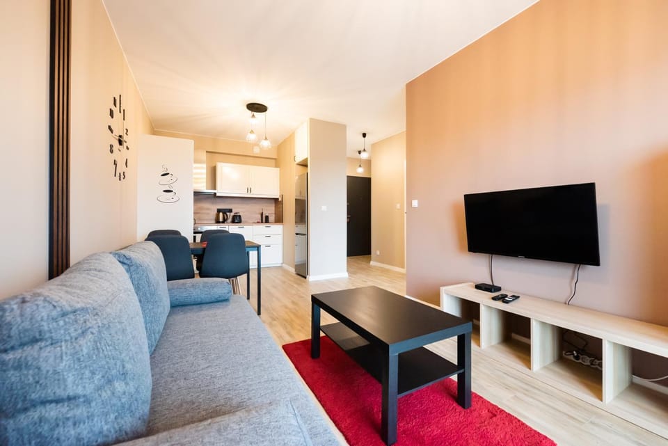 TV and multimedia, Kitchen or kitchenette, Living room, Seating area, Dining area, Evening entertainment