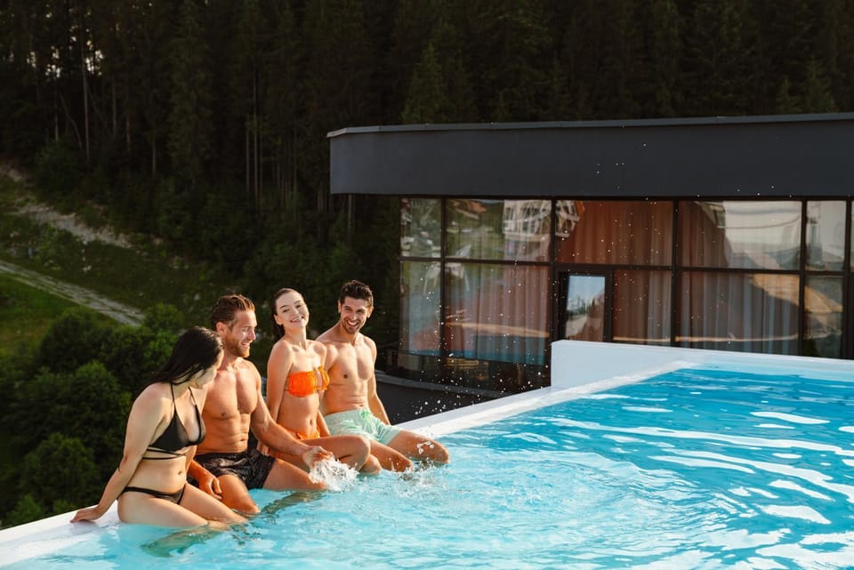 Day, People, Natural landscape, Bird's eye view, Mountain view, Pool view, Street view, Swimming pool, group of guests