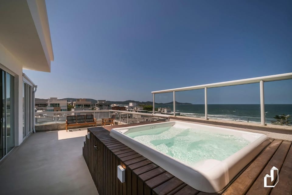 Hot Tub, Balcony/Terrace